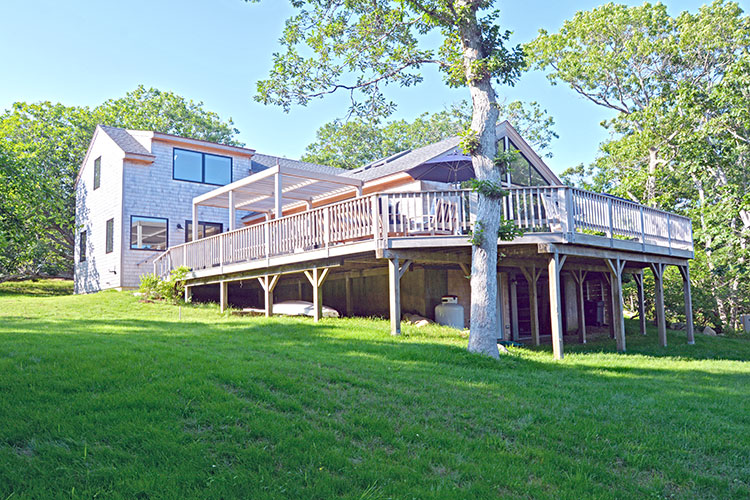 8 Rockrose Path, Chilmark