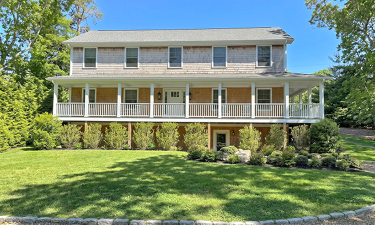 151 Tashmoo Avenue, Vineyard Haven