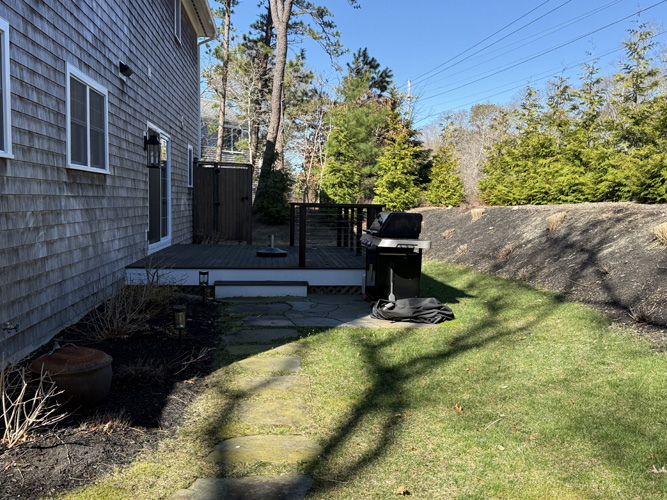 151 Tashmoo Avenue, Vineyard Haven