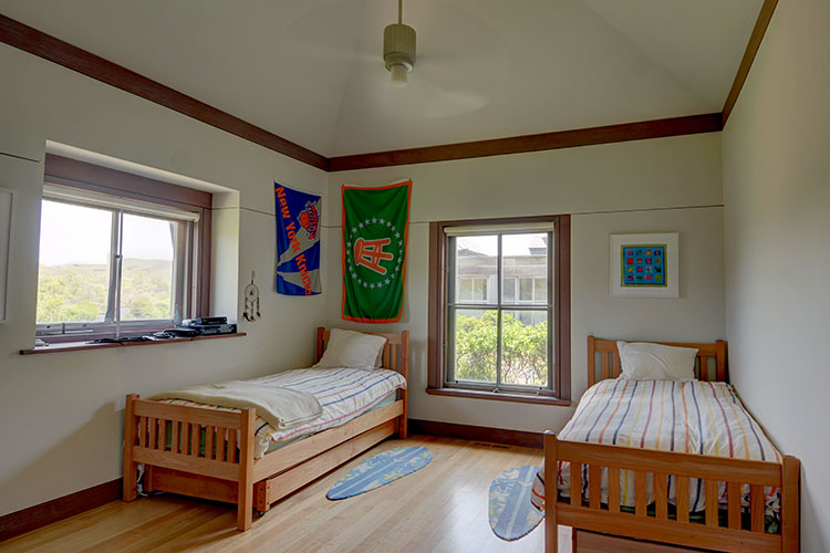 77 Moshup Trail
