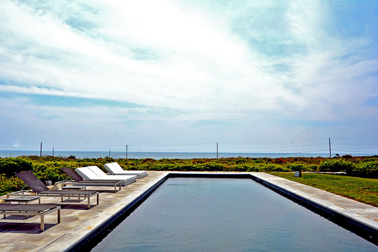 Martha's Vineyard Vacation Rental, Aquinnah Compound on Moshup Trai