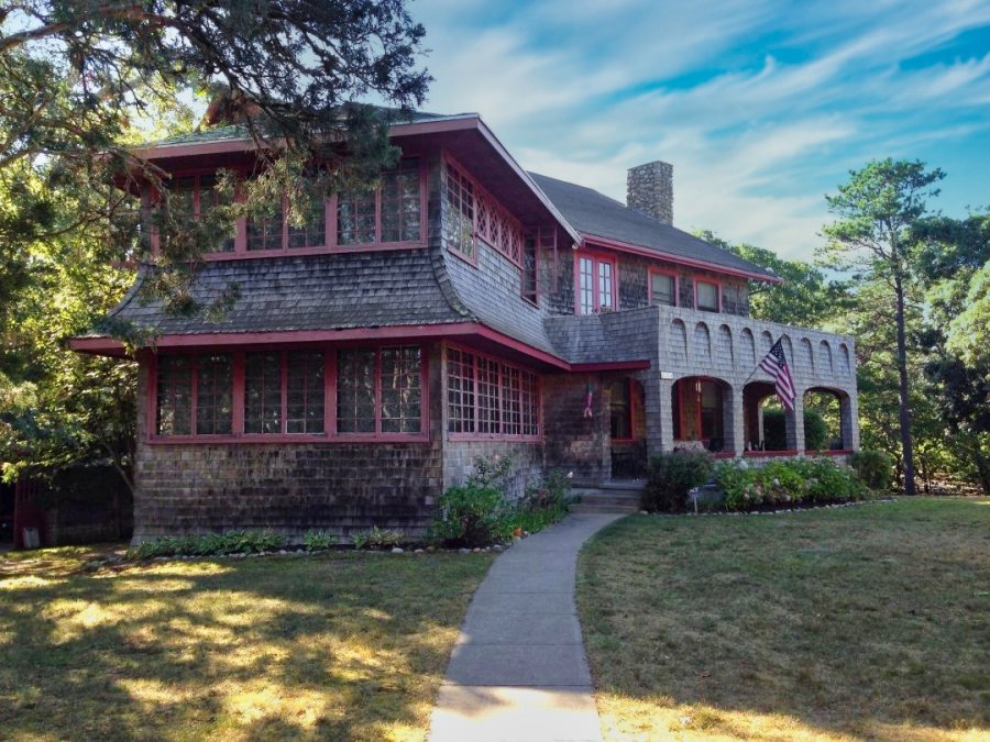 Property Photo 1