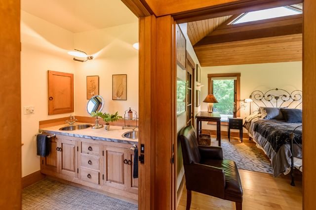 Property Photo 38