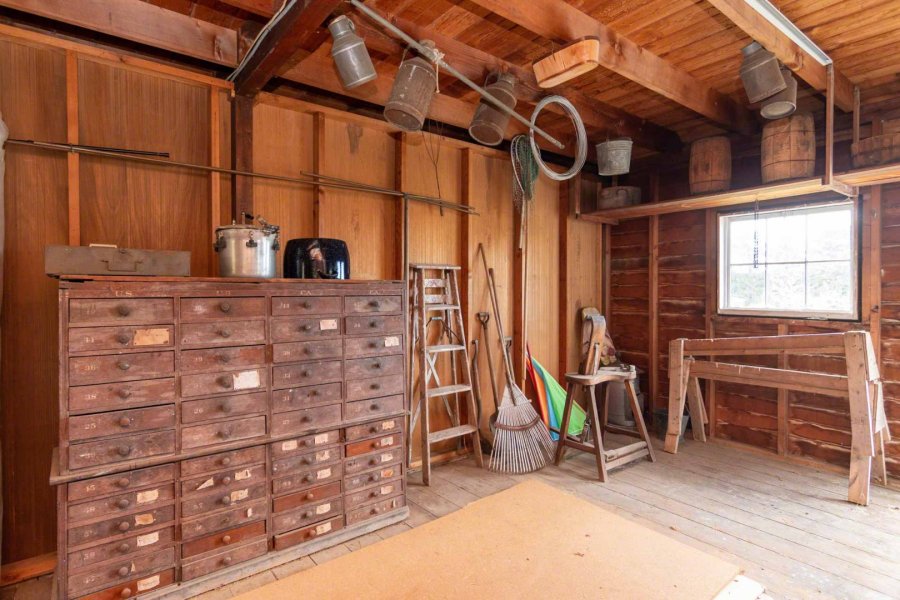 Property Photo 28