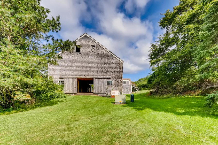 Property Photo 32