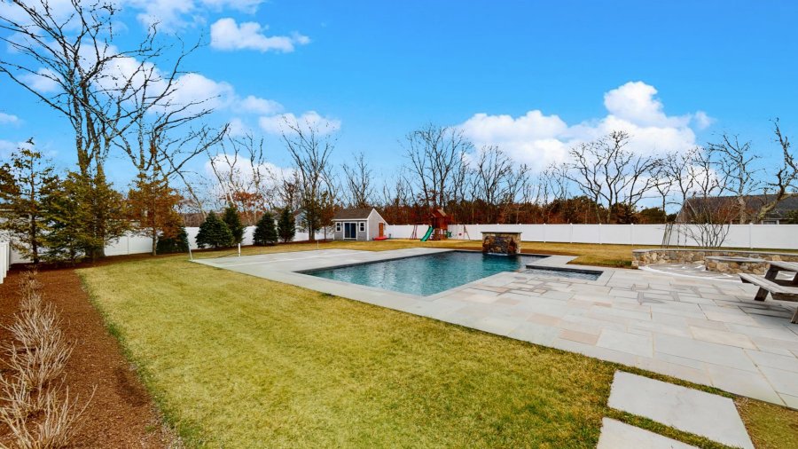Property Photo 22