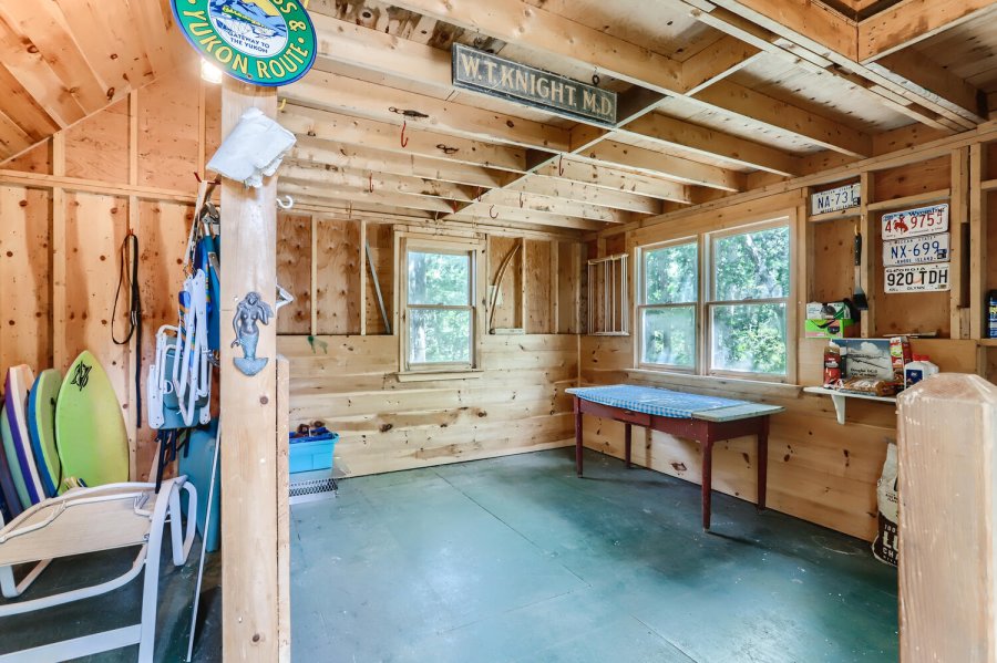 Property Photo 32