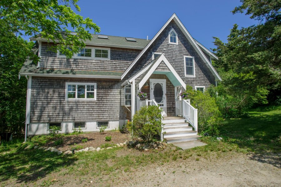 Property Photo 1