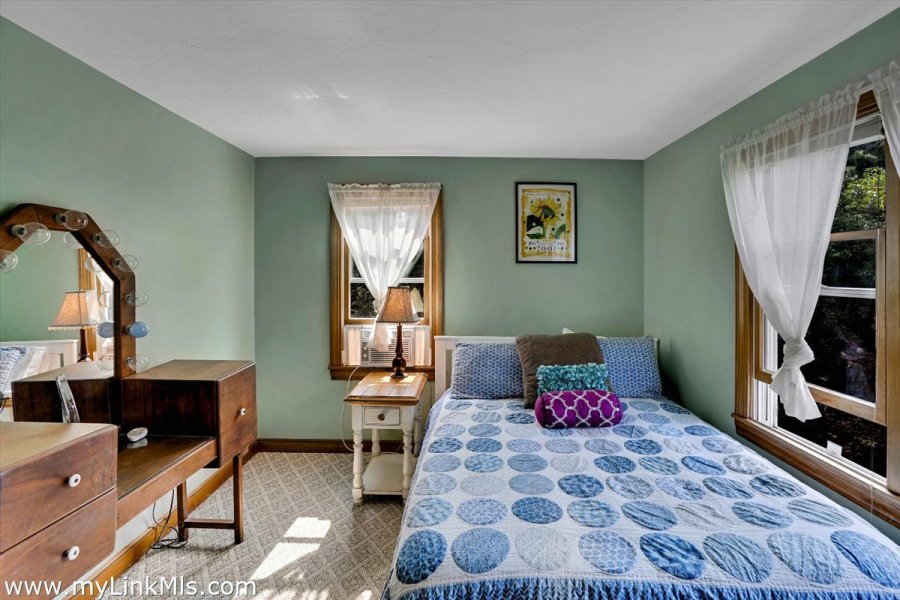 Property Photo 28