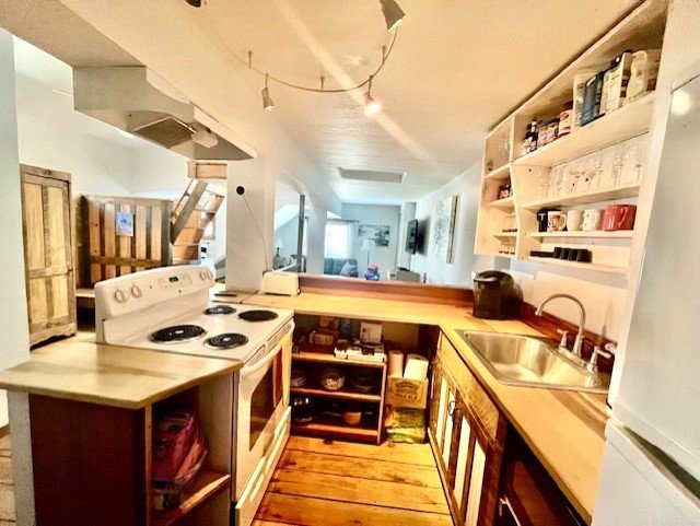 Property Photo 34