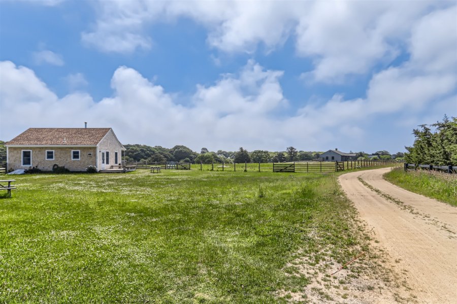 Property Photo 40