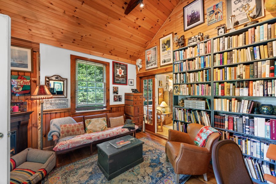 Property Photo 35