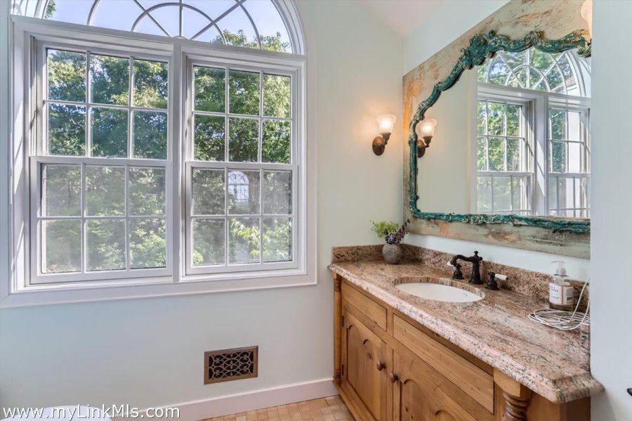 Property Photo 24