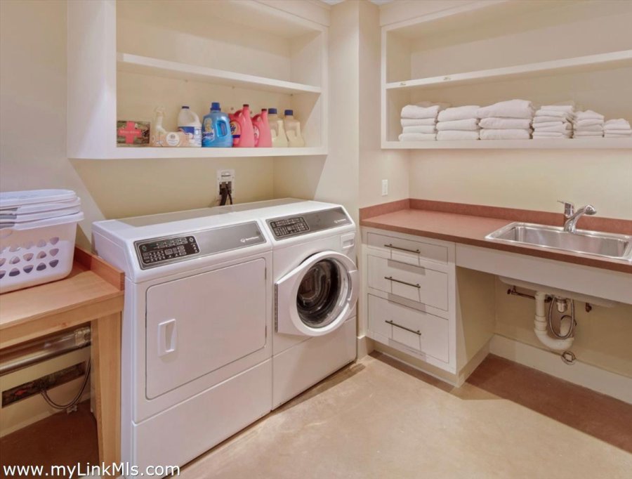 Property Photo 34