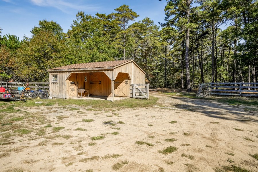 Property Photo 43