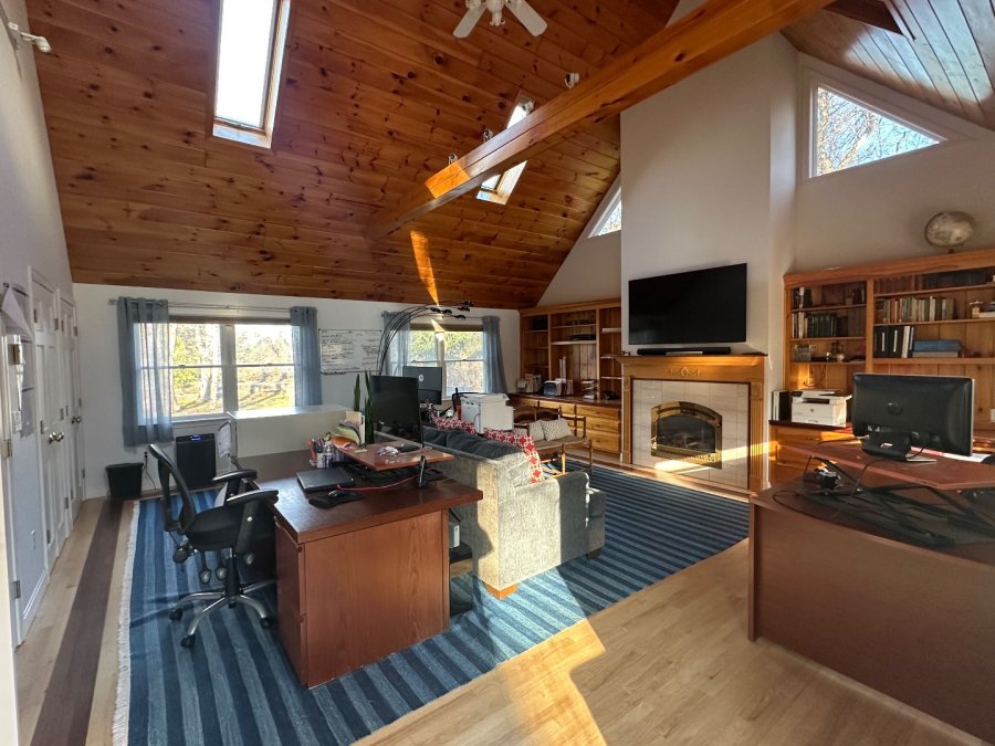 Property Photo 25
