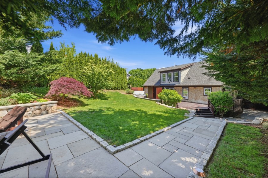 Property Photo 28
