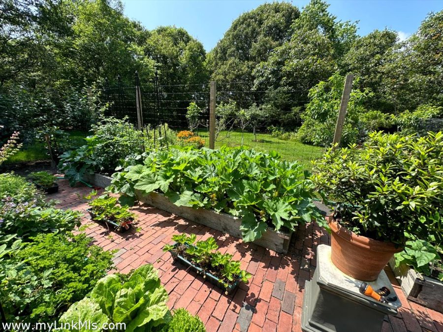 Property Photo 42