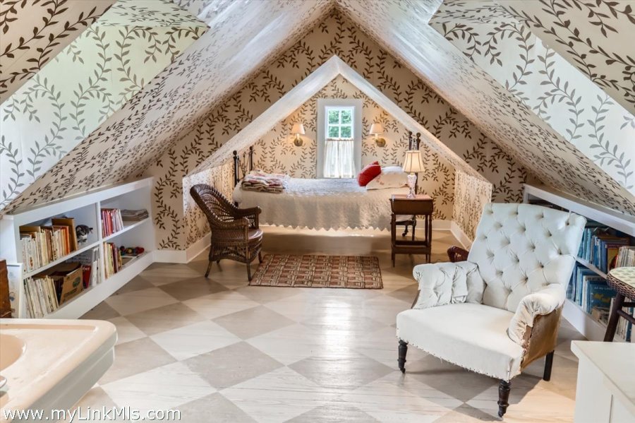 Property Photo 33