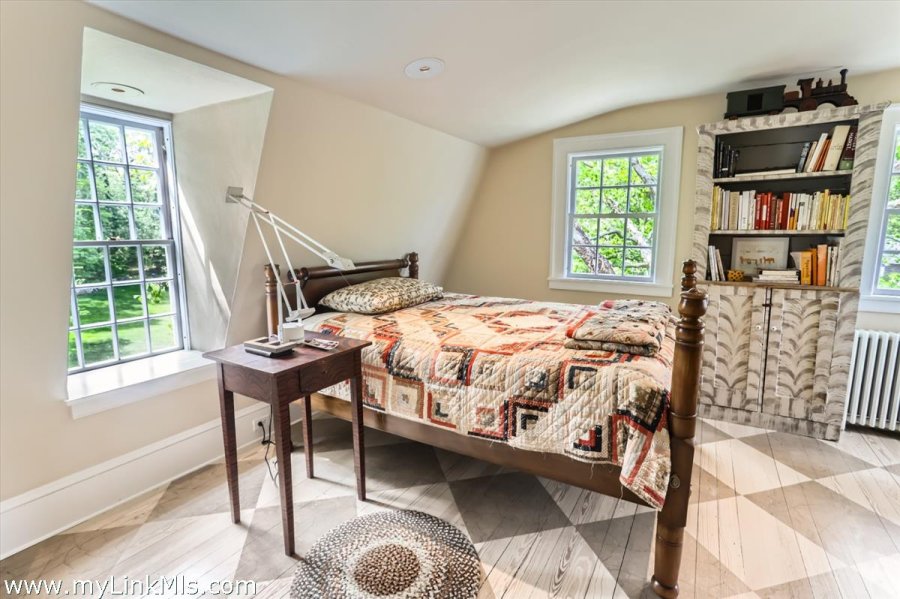 Property Photo 35