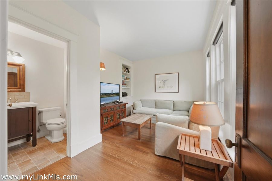 Property Photo 26