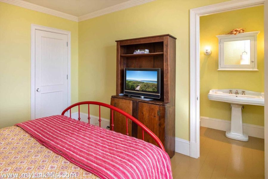 Property Photo 42
