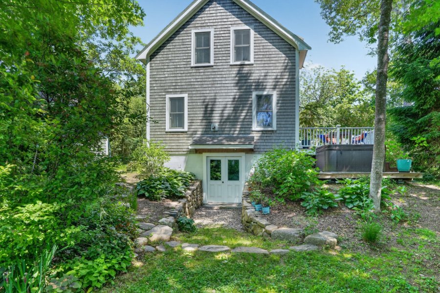 Property Photo 28