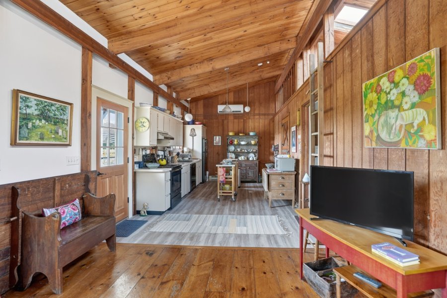 Property Photo 23