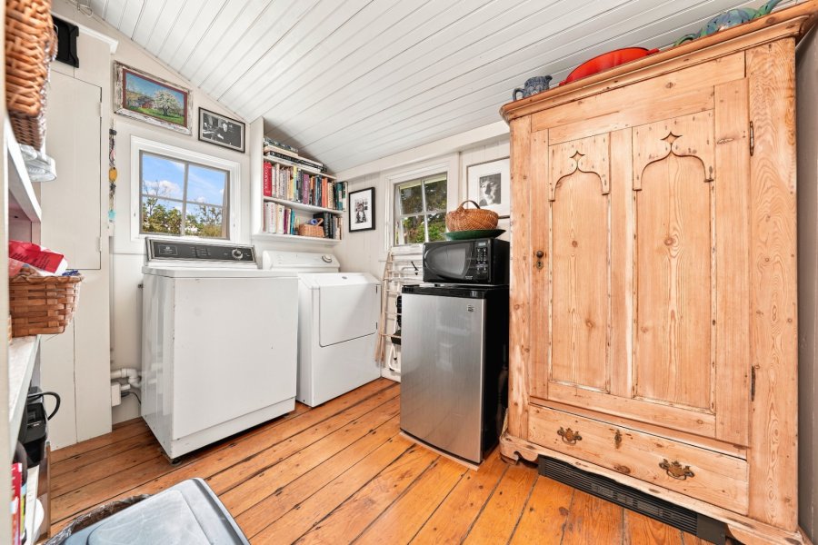Property Photo 33