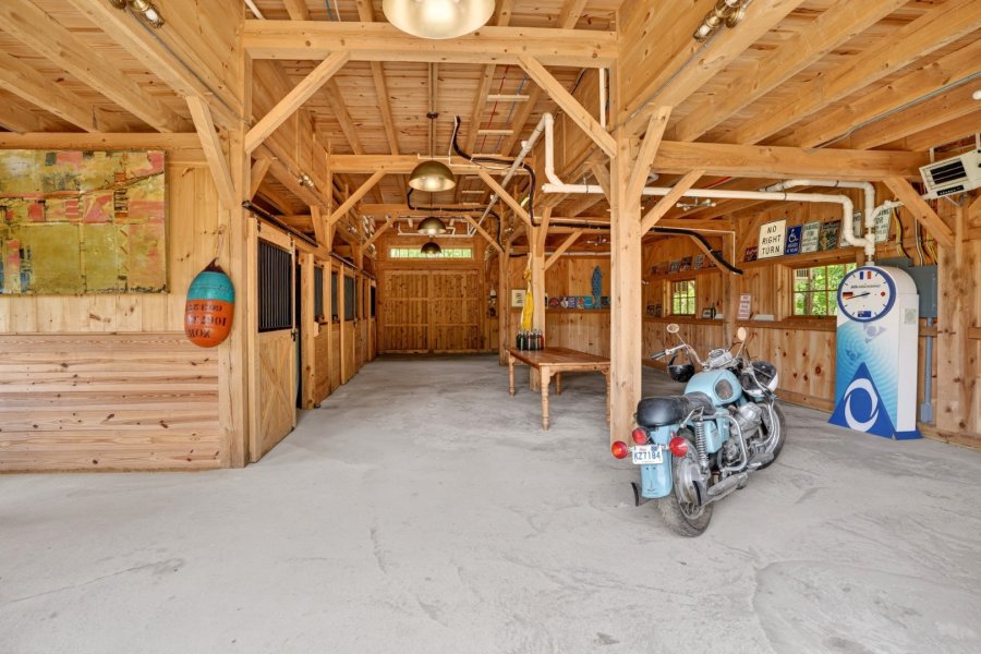 Property Photo 38