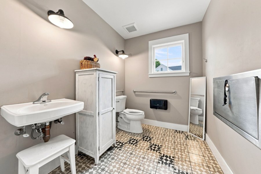 Property Photo 36