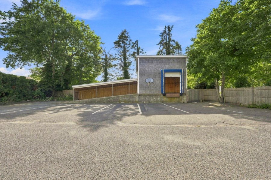 Property Photo 30