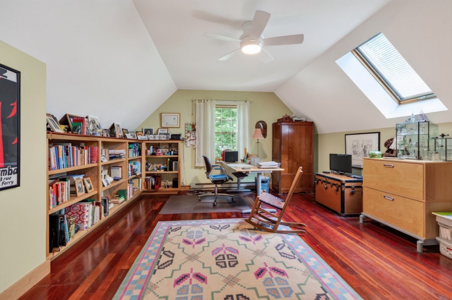 Property Photo 33