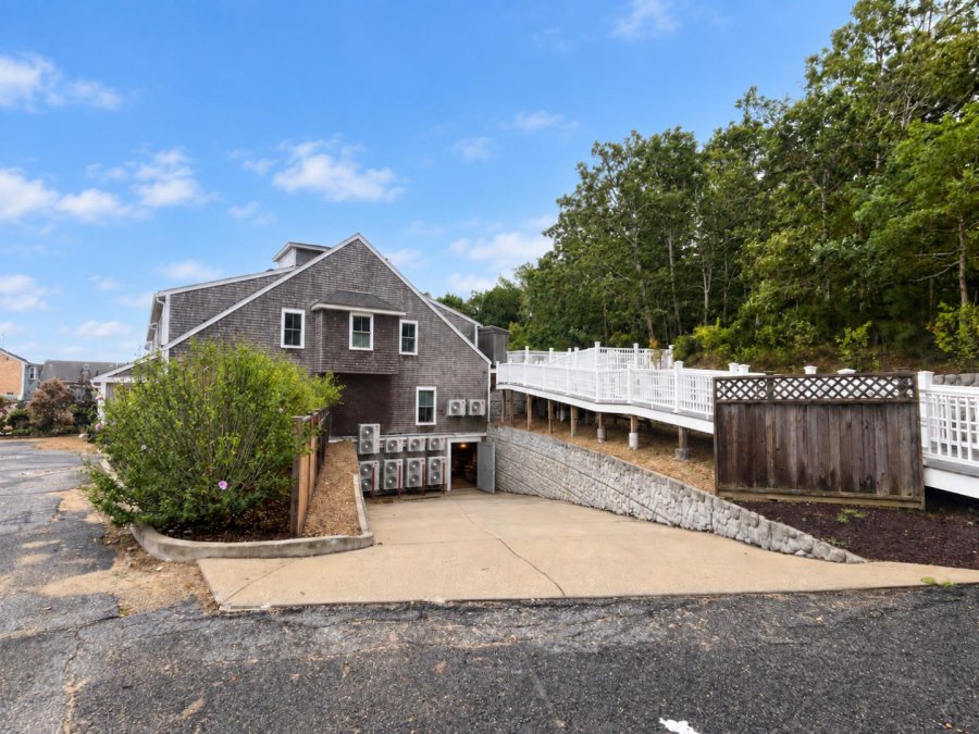 Property Photo 28