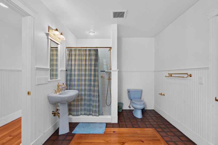 Property Photo 37