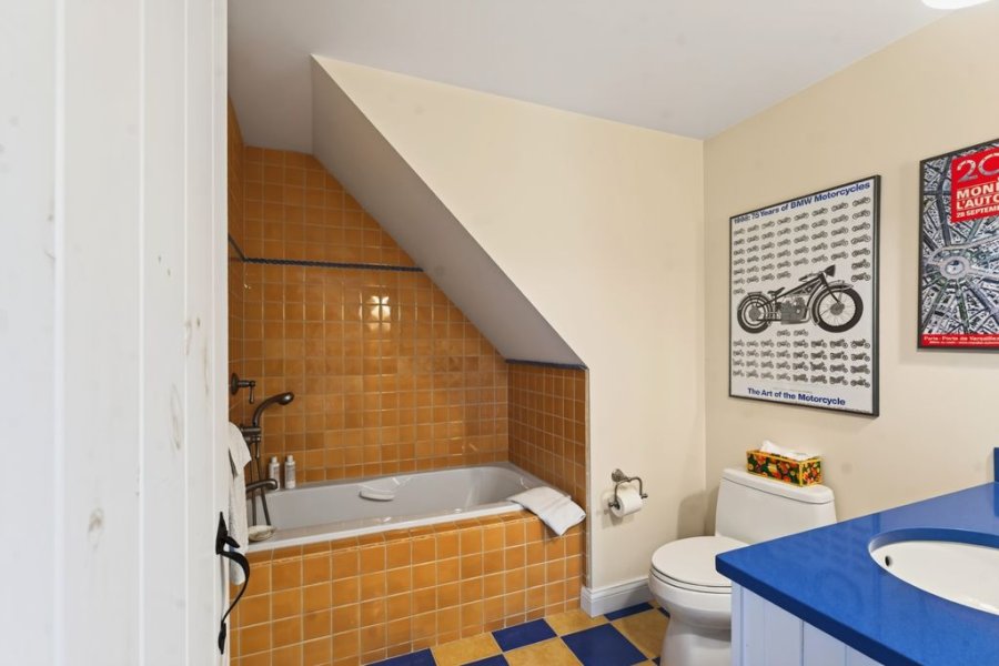 Property Photo 40
